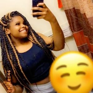 Meet your Posher, Britney